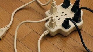 たこ足配線はなぜ危険？停電・火災・故障を防ぐために知っておきたい注意点