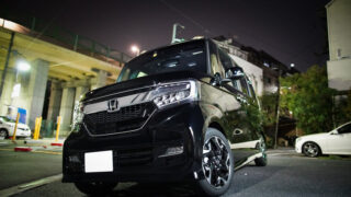 軽自動車のナンバーが黄色の理由とは？白ナンバーに変える方法も解説